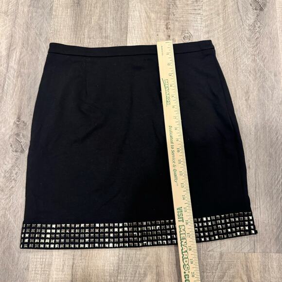 Michael Kors Black Mini Skirt With Stud Detail , Side Zipper Size 6 - Picture 7 of 9